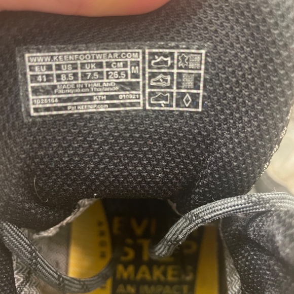 Leather Waterproof Keens - Picture 4 of 7